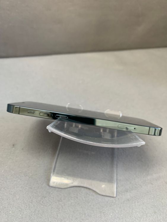 Ķ���� ������ SIM�ե꡼ iPhone12 Pro 256GB �ѥ��ե��å��֥롼��