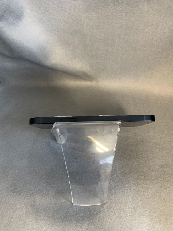 ���ʡ������ǡ�SIM�ե꡼��iPhone12 128GB �֥�å���