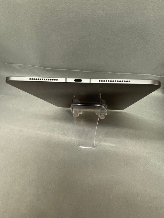 ���� �����ǡ�sim�ե꡼�� iPad Pro M5 11����� 256GB  ���ڡ����֥�å���