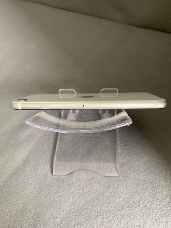 Ķ���ʡ������ǡ�SIM�ե꡼��iPhoneSE���������塡64GB �ۥ磻�ȿ�