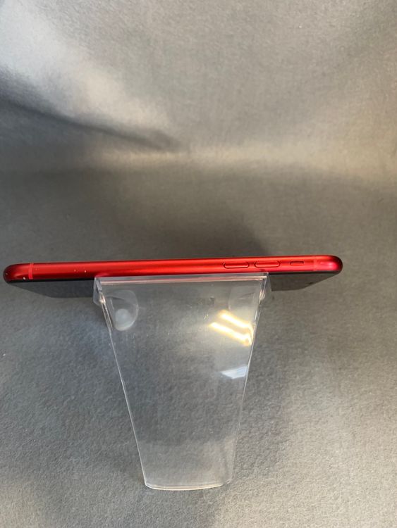 ���ʡ������ǡ�SIM�ե꡼��iPhone11 64GB ��åɿ�