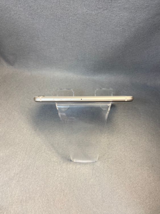 Ķ���ʡ������ǡ�SIM�ե꡼��iPhoneSE ��3���塡64GB �������饤�ȿ�