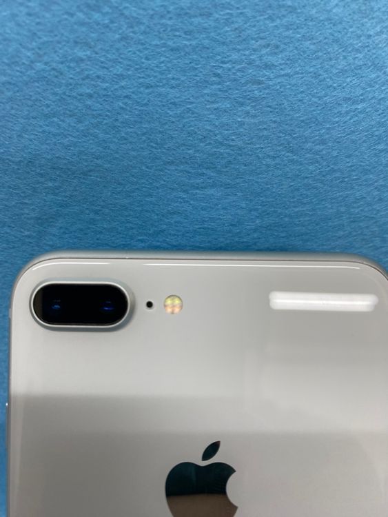 Ķ���ʡ������ǡ�SIM�ե꡼��iPhone8 PLUS 64GB ����С���