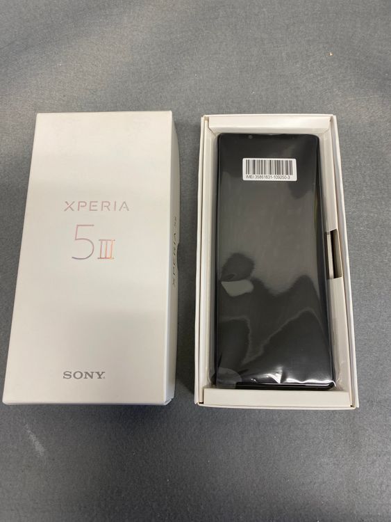 ����̤���� SIM�ե꡼ Xperia 5 III SOG05 RAM 8GB ROM 128GB