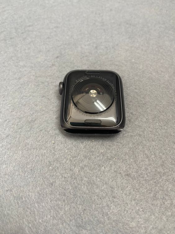 ���� Apple Watch SE GPS��ǥ� 40mm 32GB �֥�å���
