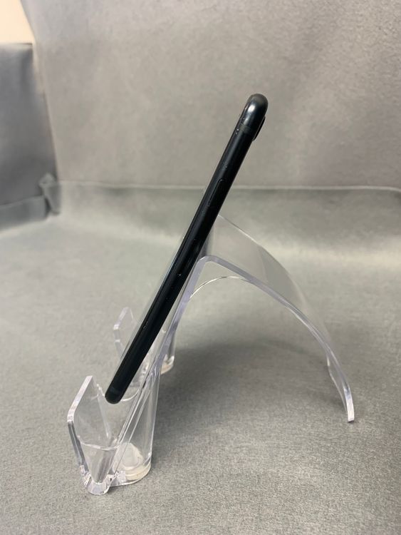 ���ʡ������ǡ�SIM�ե꡼��iPhoneSE-3 64GB �ߥåȥ饤�ȿ�