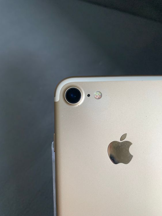 ���ʡ������ǡ�SIM�ե꡼��iPhone7 128GB ������ɿ�