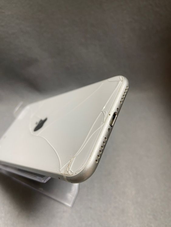   SIMե꡼ iPhoneSE 2 64GB ۥ磻ȿ