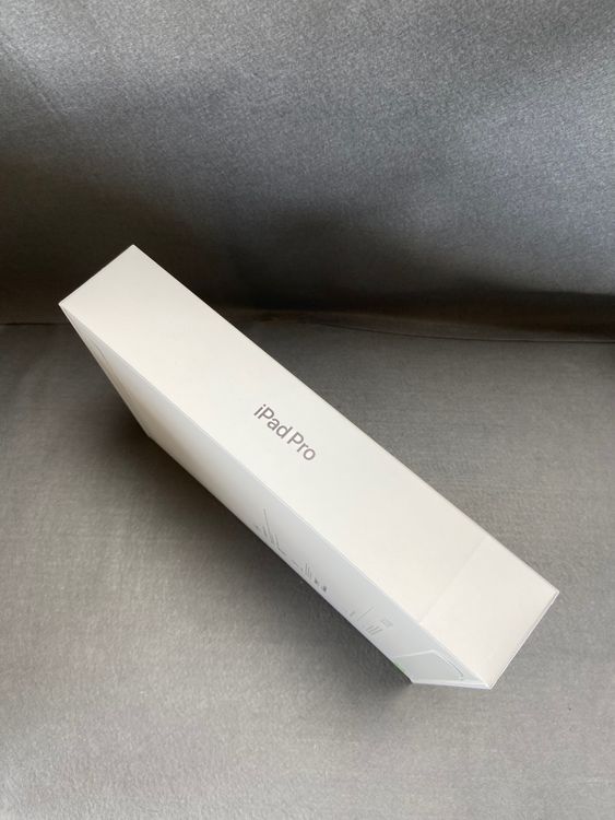 ̤  iPad Pro (M5)  11 256GB Wi-Fi