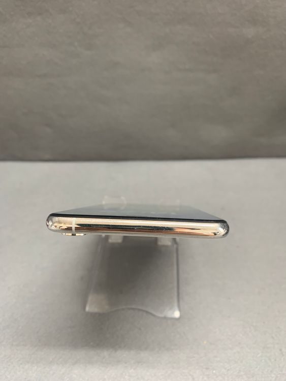 ���� ������ SIM�ե꡼ iPhoneXs Max 64GB ����С���