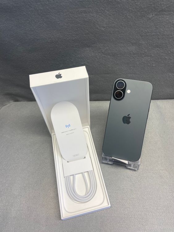 ����̤���� �����ǡڸ����ݾ�ͭ���SIM�ե꡼��iPhone17 256GB �֥�å���