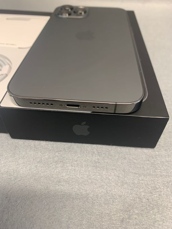 ���ʡ������ǡ�SIM�ե꡼��iPhone12 Pro Max 256GB ����ե����ȿ�