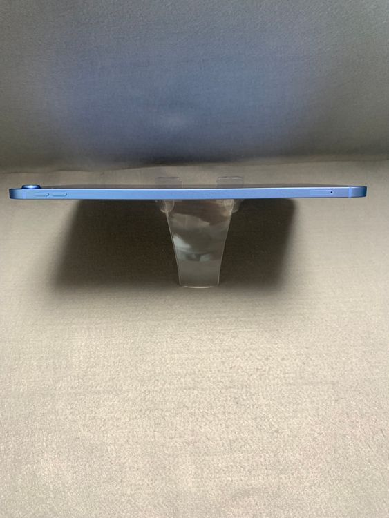 �ۤ�̤���� SIM�ե꡼ iPad ��10���� 64GB WiFi+Cellular�� �֥롼��