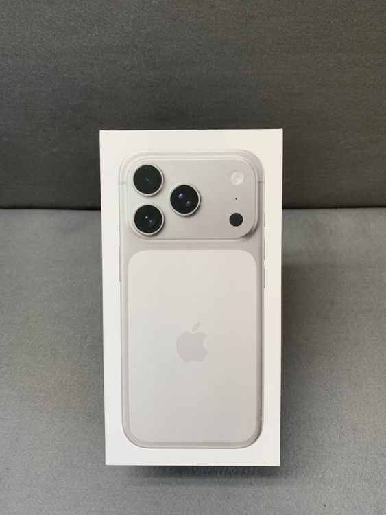 ����̤���� Apple���ȥ��� SIM�ե꡼ iPhone17 Pro 256GB �����ݾ�ͭ