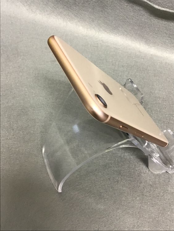 ���� ������ SIM�ե꡼ iPhone8  64GB ������ɿ�