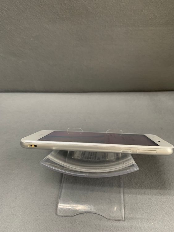 ���� SIM�ե꡼ AQUOS L2 8GB SH-L02 �ۥ磻�ȿ�