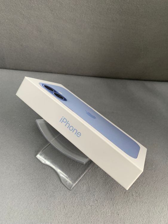 ����̤���� Apple���ȥ��� SIM�ե꡼ iPhone17 256GB �ߥ��ȥ֥롼��