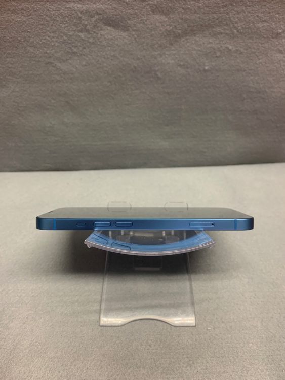 Ķ���ʡ������ǡ�SIM�ե꡼��iPhone13 128GB �֥롼��