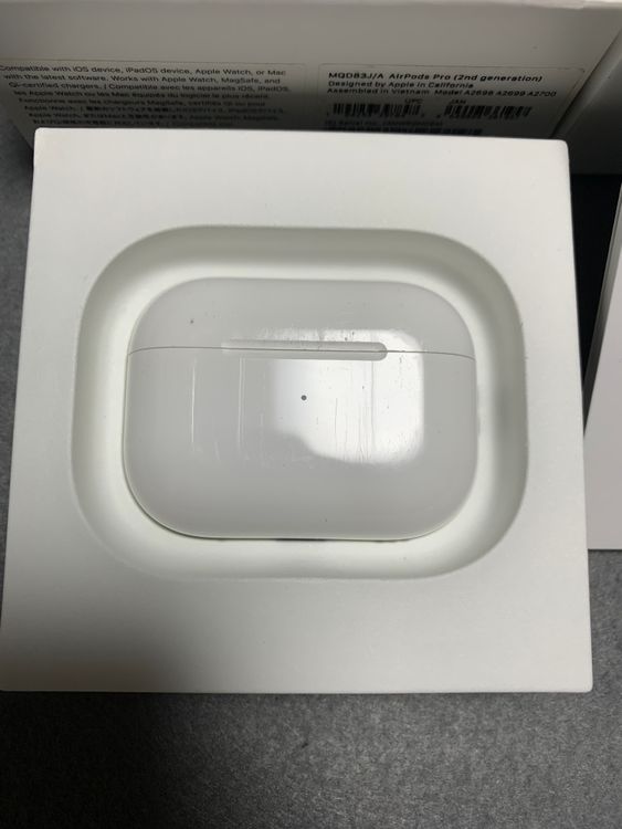 ��� AirPods Pro ��2���� Lightning���Ÿ�