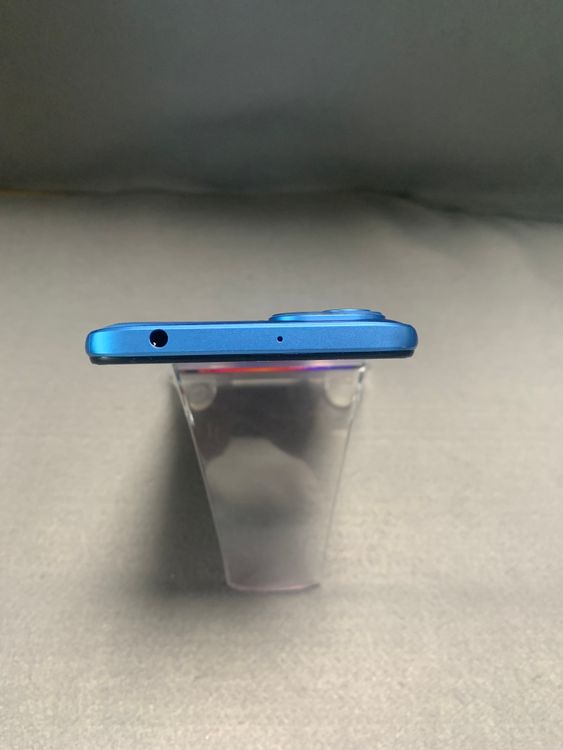 美品 SIMフリー UMIDIGI F3 8GB ROM 128GB ブルー色