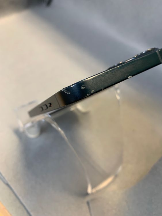 ���ʡ������ǡ�SIM�ե꡼��iPhone13 256GB �֥롼��