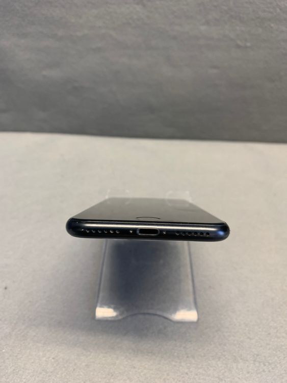 ��� ������ SIM�ե꡼ iPhoneSE �裲���� 128GB �֥�å���