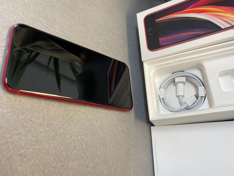 ���ʡ������ǡ�SIM�ե꡼��iPhone SE���������塡 128GB ��åɿ�