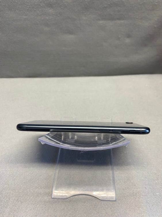 ���ʡ������ǡ�SIM�ե꡼��iPhoneSE ��3���塡 64GB �ߥåɥʥ��ȿ�