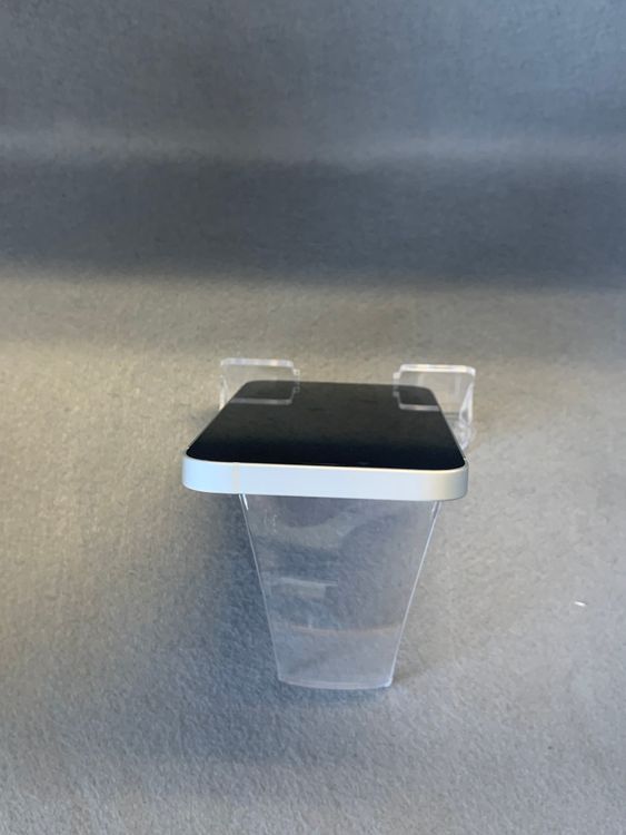 ���ʡ������ǡ�sim�ե꡼��iPhone16e 128GB �ۥ磻�ȿ�