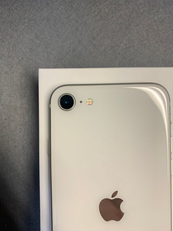 ���ʡ������ǡ�SIM�ե꡼��iPhoneSE �軰���� 64GB �ߥåɥ饤�ȿ�