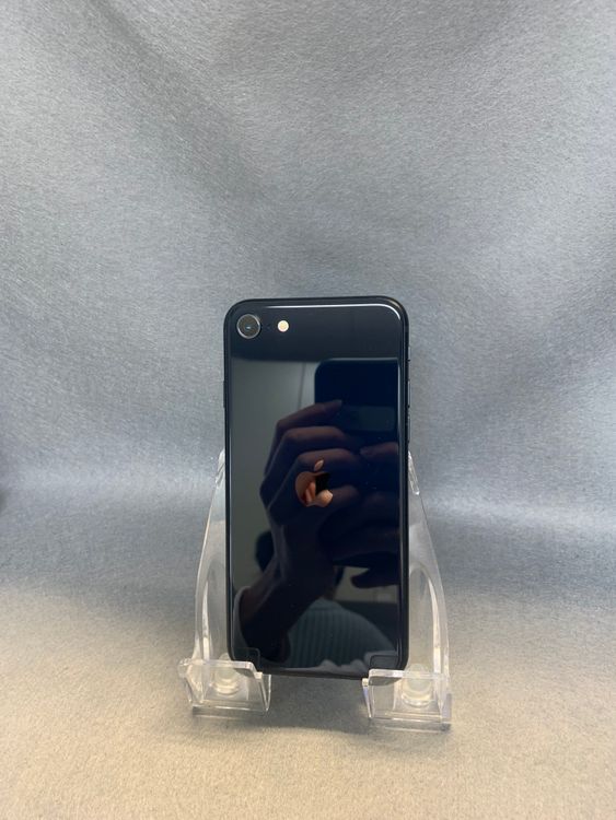 Ķ���� ���åץ륹�ȥ��� SIM�ե꡼ iPhoneSE ��3���� 64GB �ߥåɥʥ��ȿ�