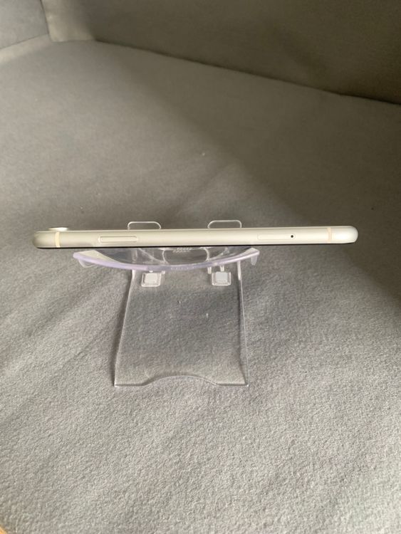 ���ʡ������ǡ�SIM�ե꡼��iPhoneXR��64GB �ۥ磻�ȿ�