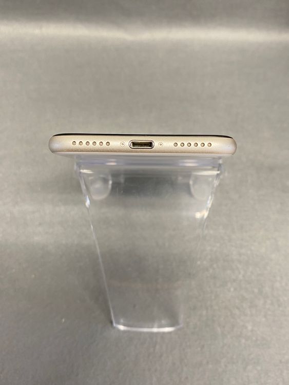 ������ʡ������ǡ�SIM�ե꡼��iPhoneSE���裳���塡128GB���������饤�ȿ�