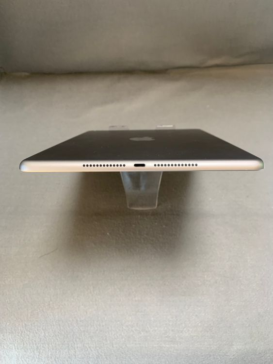  SIMե꡼ iPad 6 WiFi+Cellularǥ 32GB ڡ졼