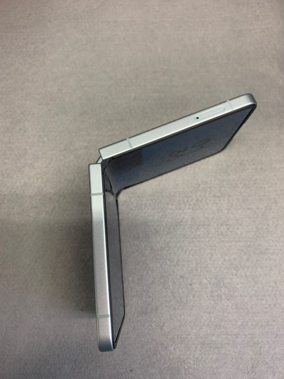 ���� ������ SIM�ե꡼ Samsung Galaxy Z Flip7 256GB �ߥ�ȿ�