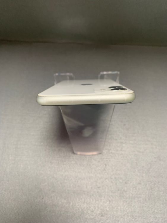 ������� ������ SIM�ե꡼ iPhone11 64GB �ۥ磻�ȿ�