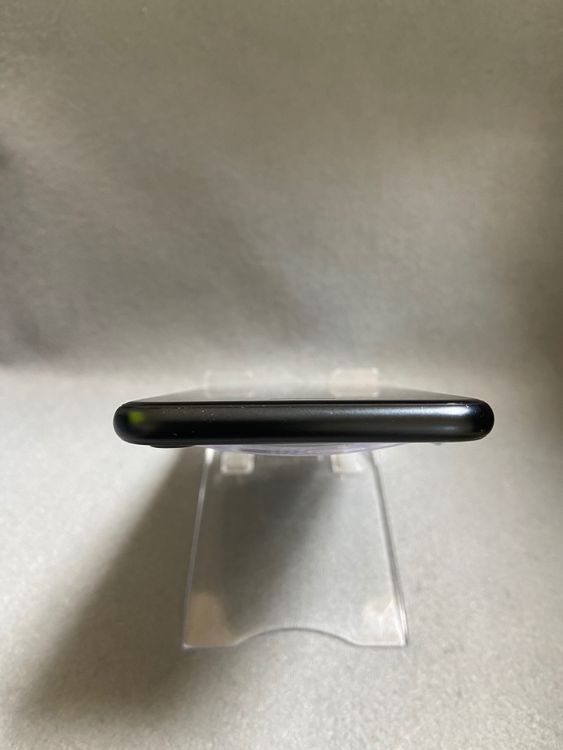 ʡǡSIMե꡼iPhoneSE 3塡 128GB ߥåɥʥȿ