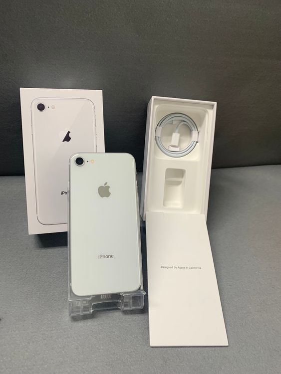 ���� ������ SIM�ե꡼ iPhone8 64GB ����С���