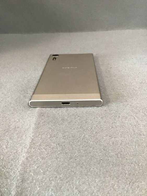 ʡSIMե꡼XperiaXZs 602SO 32GBॷС