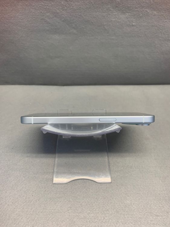 ���ʡ������ǡ�SIM�ե꡼��iPhone15 128GB �֥롼��