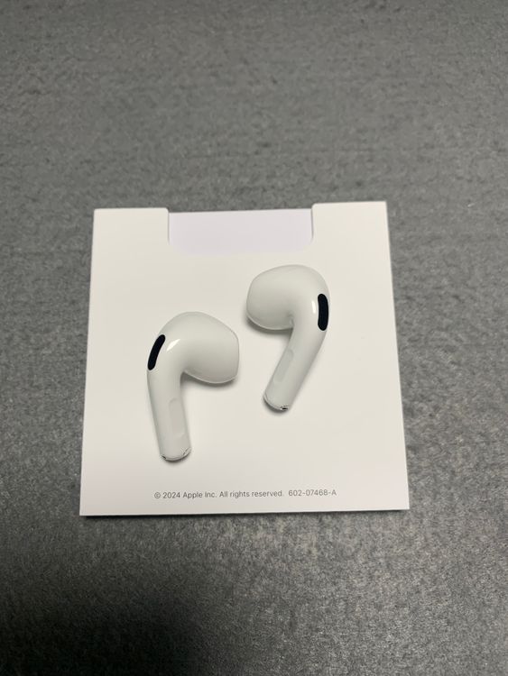 �ۤ�̤���� AirPods ��4���� USB-C