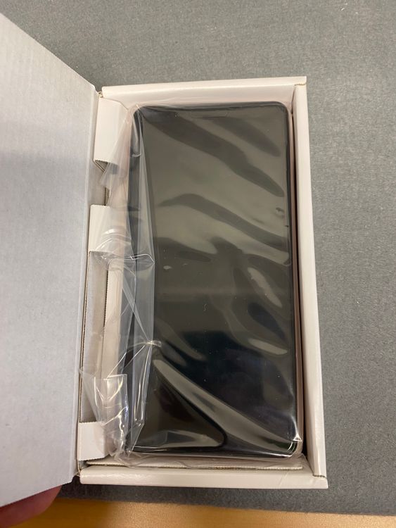 ����̤���ѡ������ǡ�SIM�ե꡼��AQUOS sense 5G �饤�ȥ��åѡ���