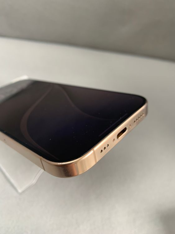 Ķ���� Apple���ȥ��� SIM�ե꡼ iPhone16 Pro 128GB �ǥ����ȥ����˥��࿧