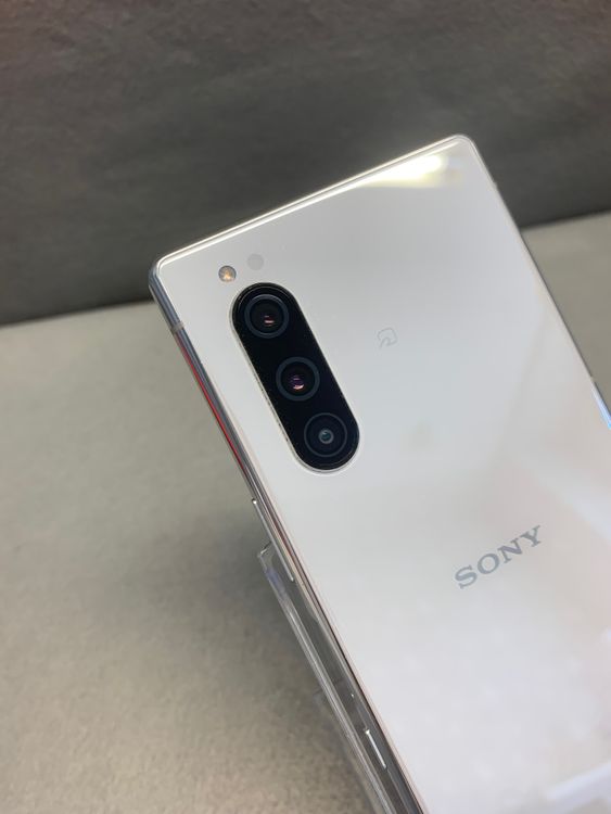 ���� ������ SIM�ե꡼ XPERIA 5 SOV41 64GB ���졼��