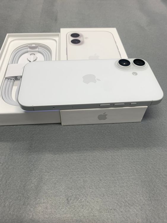 Ķ���ʡ������ǡ�sim�ե꡼��iPhone16 256GB �ۥ磻�ȿ�