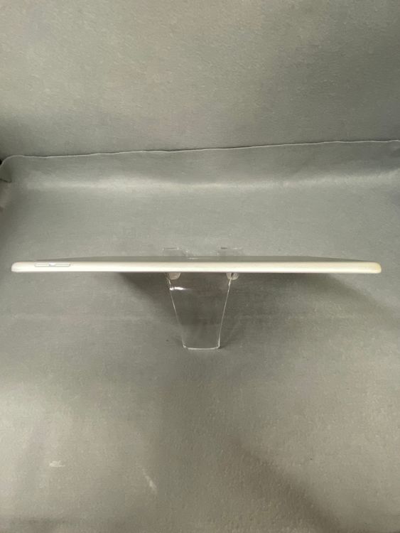 Ķ���� ������ SIM�ե꡼ iPad ��7���� 32GB ����С���