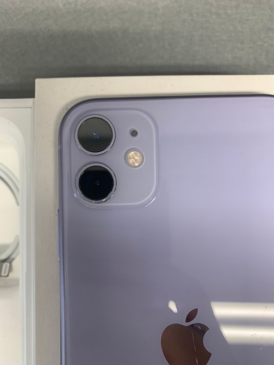 ���ʡ������ǡ�SIM�ե꡼��iPhone11  64GB �ѡ��ץ뿧