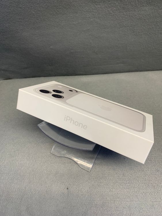 ����̤���� Apple���ȥ��� SIM�ե꡼ iPhone17 Pro 256GB ����С���