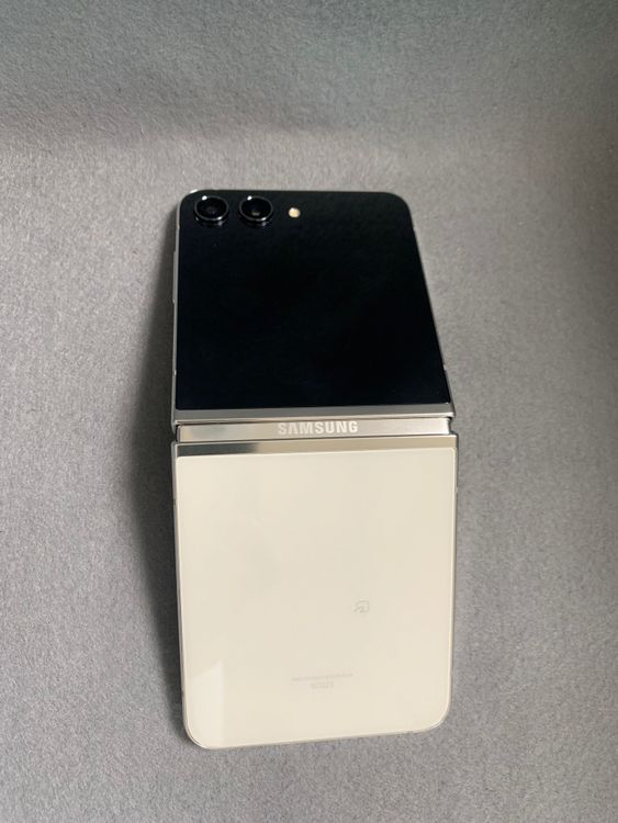   SIMե꡼ Samsung Galaxy Z Flip5 256GB ꡼࿧