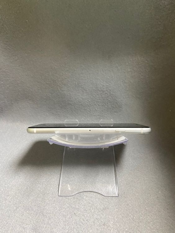   SIMե꡼ iPhoneSE 2 64GB ۥ磻ȿ